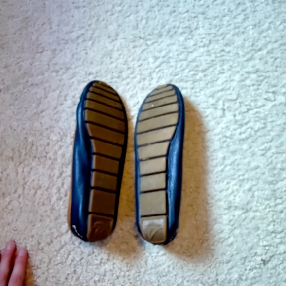 Sperry Women's Navy and Tan Moccasins - Picture 3 of 5